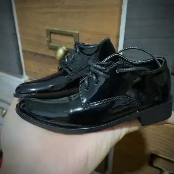Buty dla lalki BJD, odpowiednia do wielkości wujka 1/3, modna nowa uniwersalna джентльменская błyszczący czarny buty męskie, buty sznurowane, garnitur, uniwersalna
